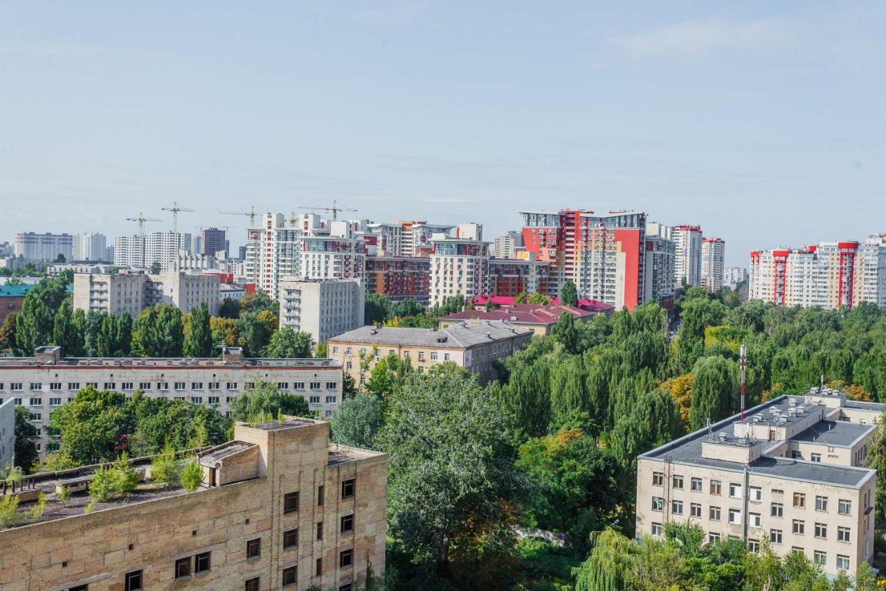 Family Apartments On Lomonosova 36A Kyiv Exterior photo